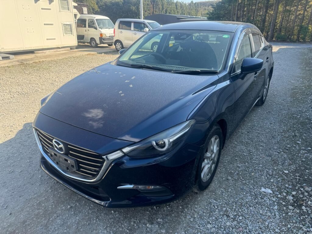 MAZDA AXELA